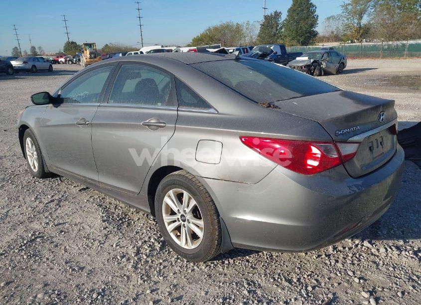 Photo 3 of 2012 Hyundai Sonata GLS (VIN 5NPEB4AC2CH396424)