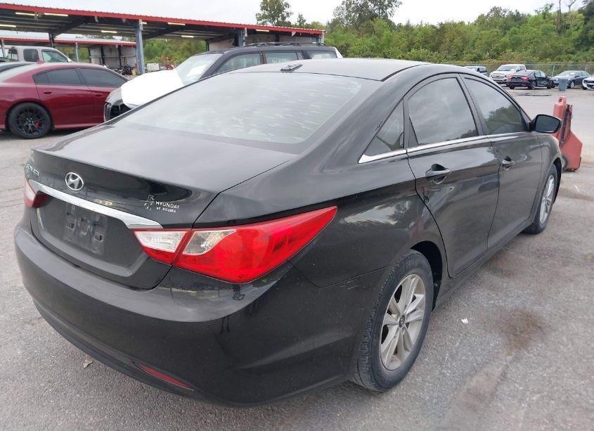 Photo 4 of 2012 Hyundai Sonata GLS (VIN 5NPEB4AC2CH396858)