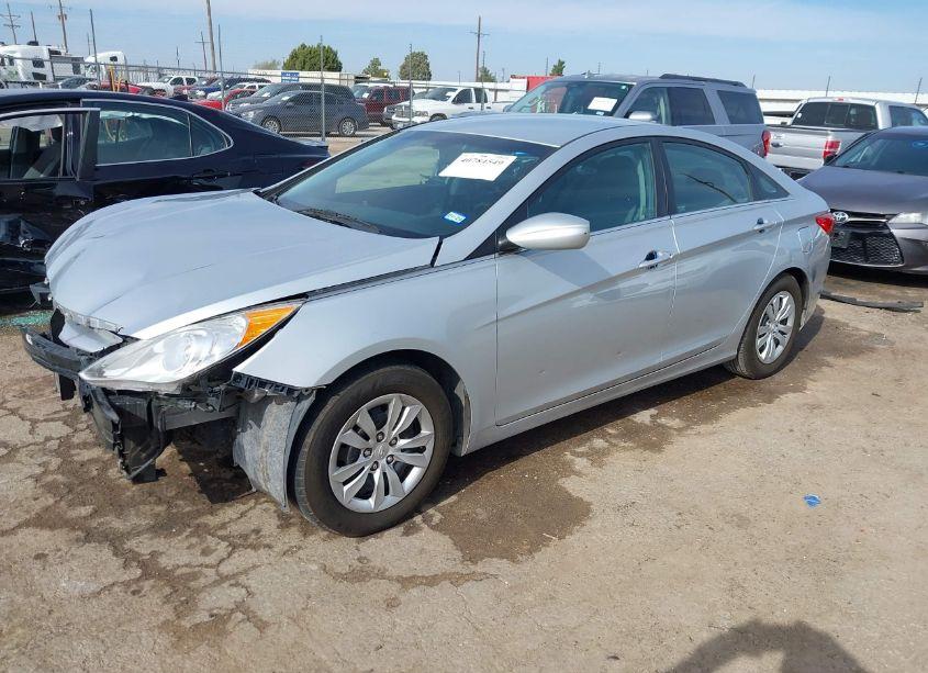Photo 2 of 2012 Hyundai Sonata GLS (VIN 5NPEB4AC2CH401993)