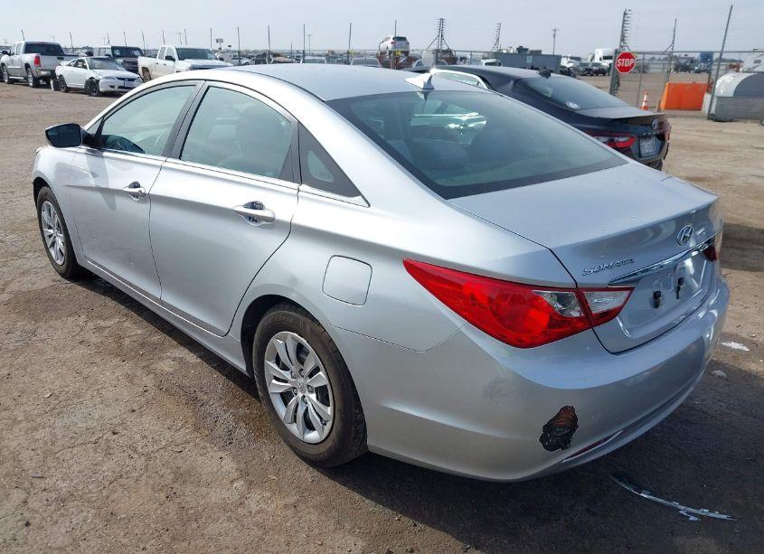 Photo 3 of 2012 Hyundai Sonata GLS (VIN 5NPEB4AC2CH401993)