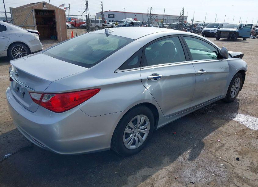 Photo 4 of 2012 Hyundai Sonata GLS (VIN 5NPEB4AC2CH401993)