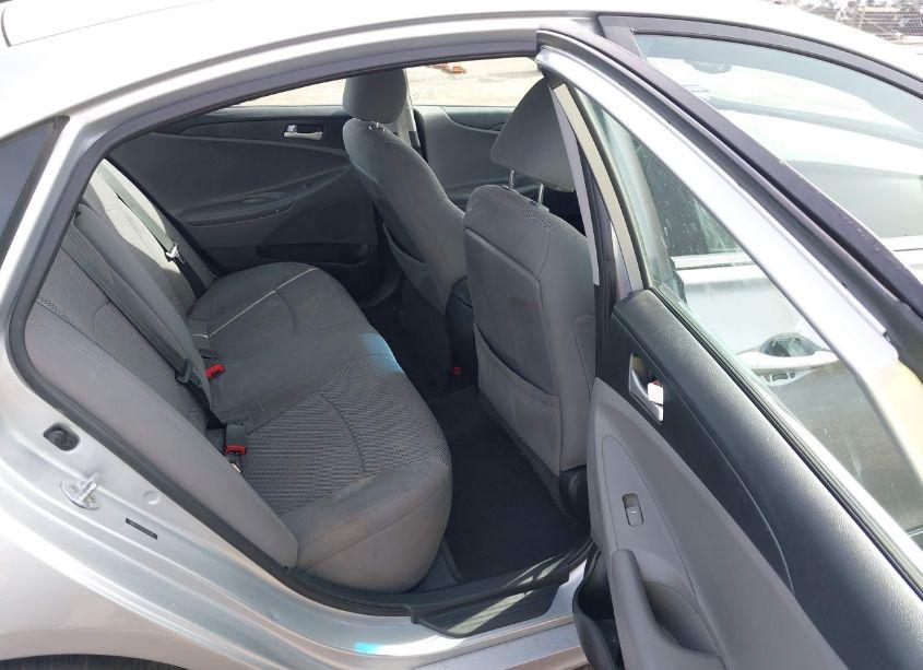 Photo 8 of 2012 Hyundai Sonata GLS (VIN 5NPEB4AC2CH401993)