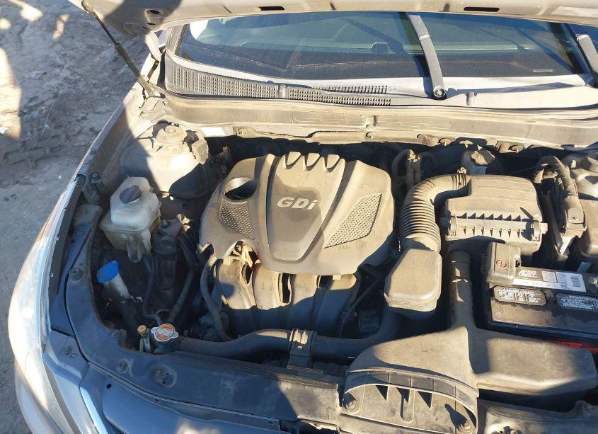 Photo 10 of 2012 Hyundai Sonata GLS (VIN 5NPEB4AC2CH418423)