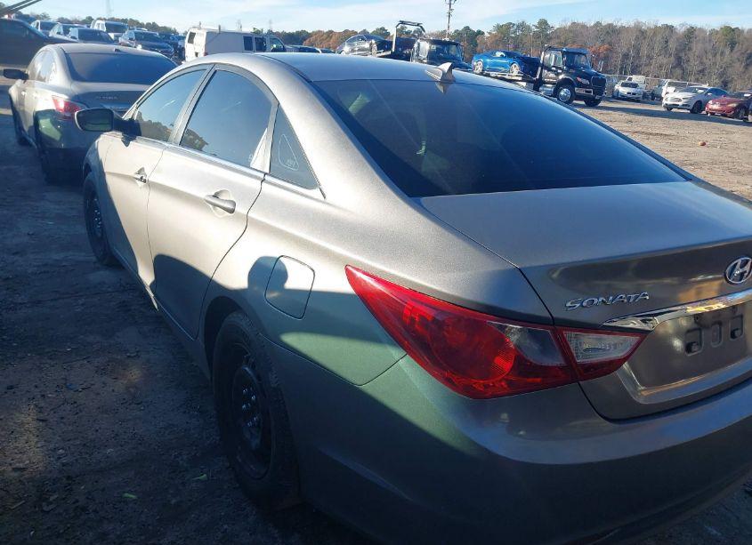 Photo 3 of 2012 Hyundai Sonata GLS (VIN 5NPEB4AC2CH418423)