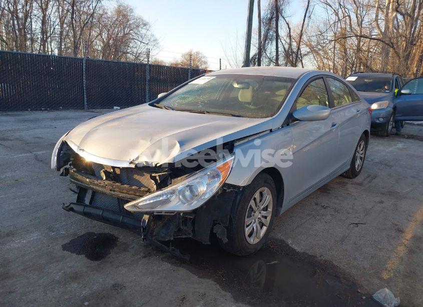 Photo 2 of 2012 Hyundai Sonata GLS (VIN 5NPEB4AC2CH442995)