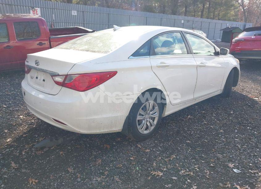 Photo 4 of 2012 Hyundai Sonata GLS (VIN 5NPEB4AC2CH461174)