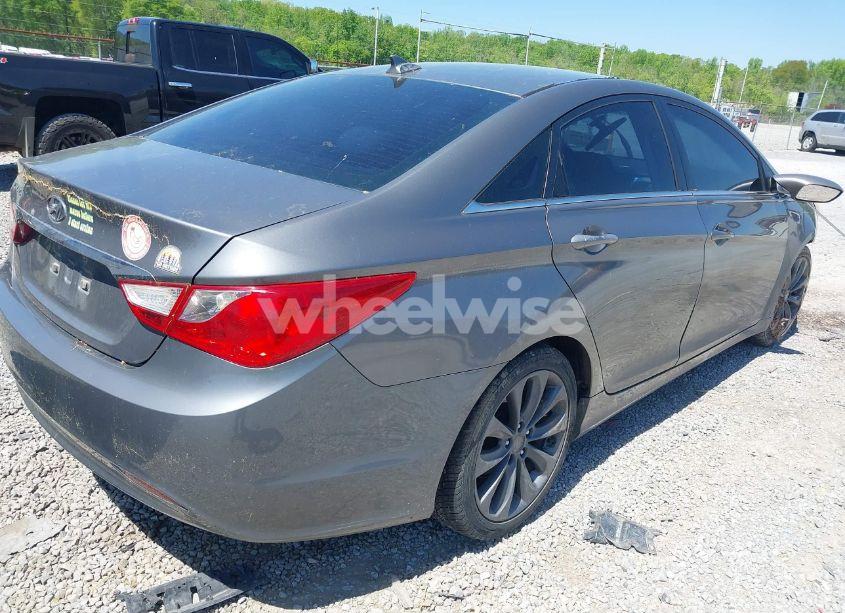 Photo 4 of 2012 Hyundai Sonata GLS (VIN 5NPEB4AC2CH470845)
