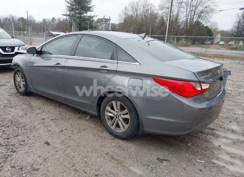 Photo 3 of 2012 Hyundai Sonata GLS (VIN 5NPEB4AC2CH472465)