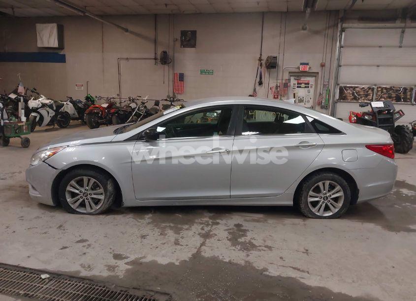 Photo 12 of 2012 Hyundai Sonata GLS (VIN 5NPEB4AC2CH474832)