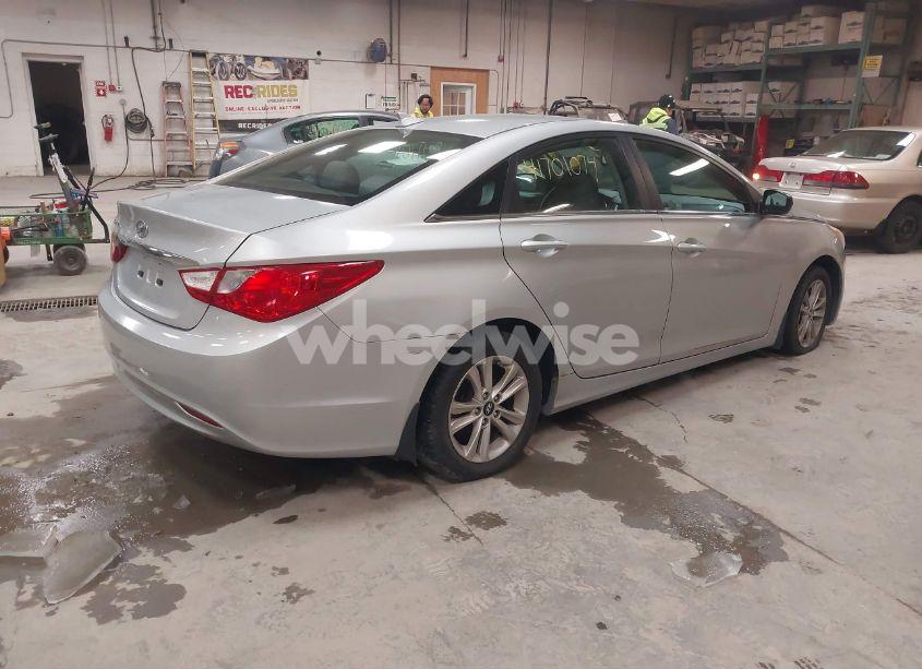 Photo 4 of 2012 Hyundai Sonata GLS (VIN 5NPEB4AC2CH474832)