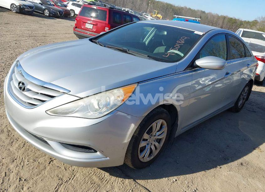 Photo 2 of 2013 Hyundai Sonata GLS (VIN 5NPEB4AC2DH505501)
