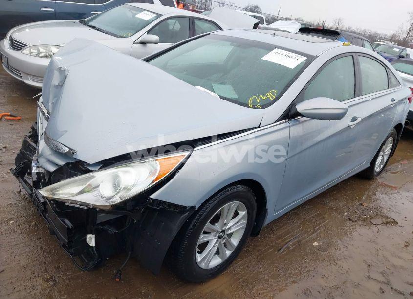 Photo 2 of 2013 Hyundai Sonata GLS (VIN 5NPEB4AC2DH515753)