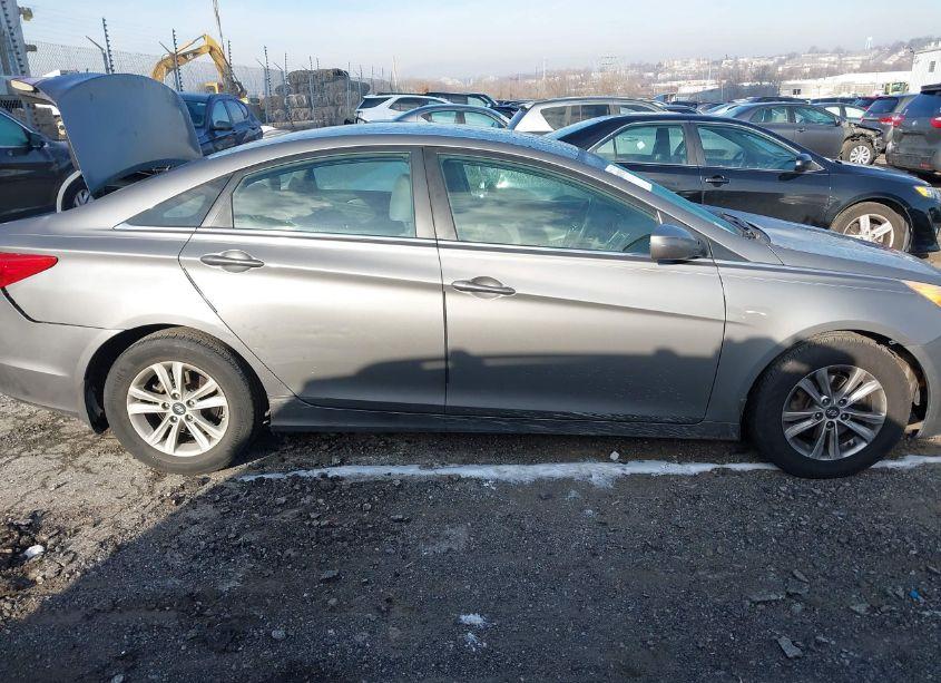 Photo 13 of 2013 Hyundai Sonata GLS (VIN 5NPEB4AC2DH515879)
