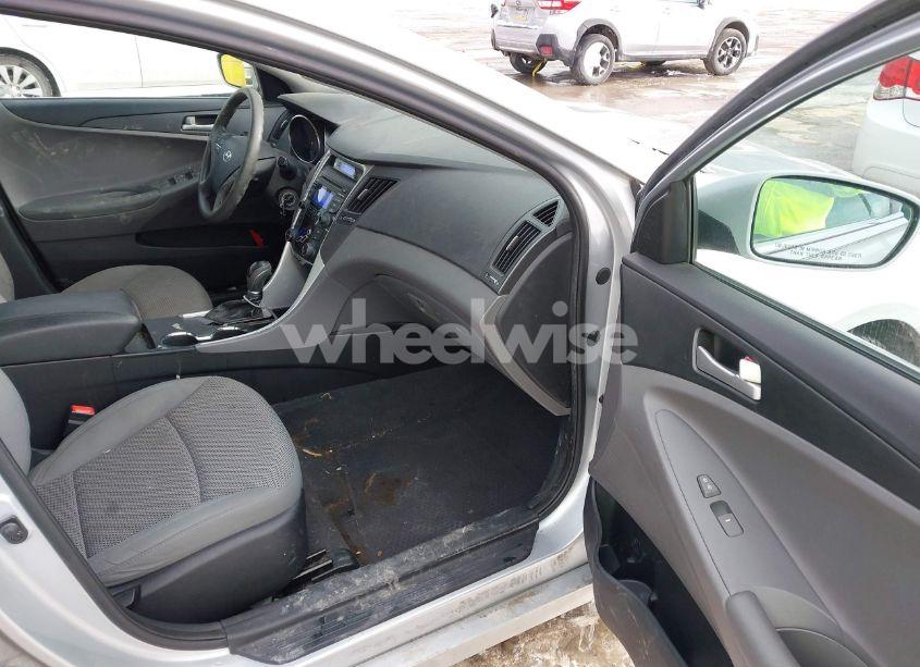 Photo 5 of 2013 Hyundai Sonata GLS (VIN 5NPEB4AC2DH517857)