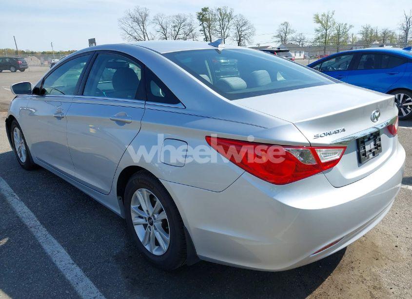 Photo 3 of 2013 Hyundai Sonata GLS (VIN 5NPEB4AC2DH524808)