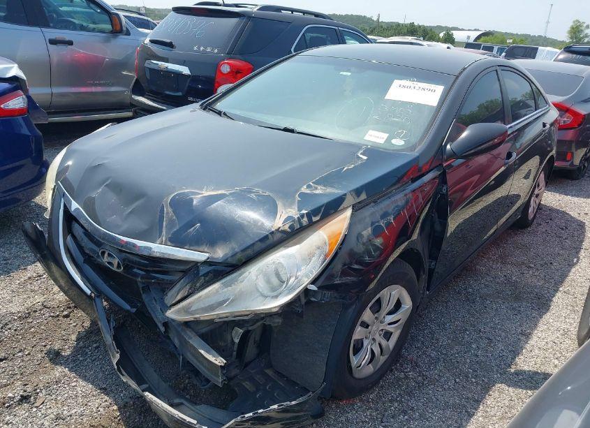 Photo 2 of 2013 Hyundai Sonata GLS (VIN 5NPEB4AC2DH528602)