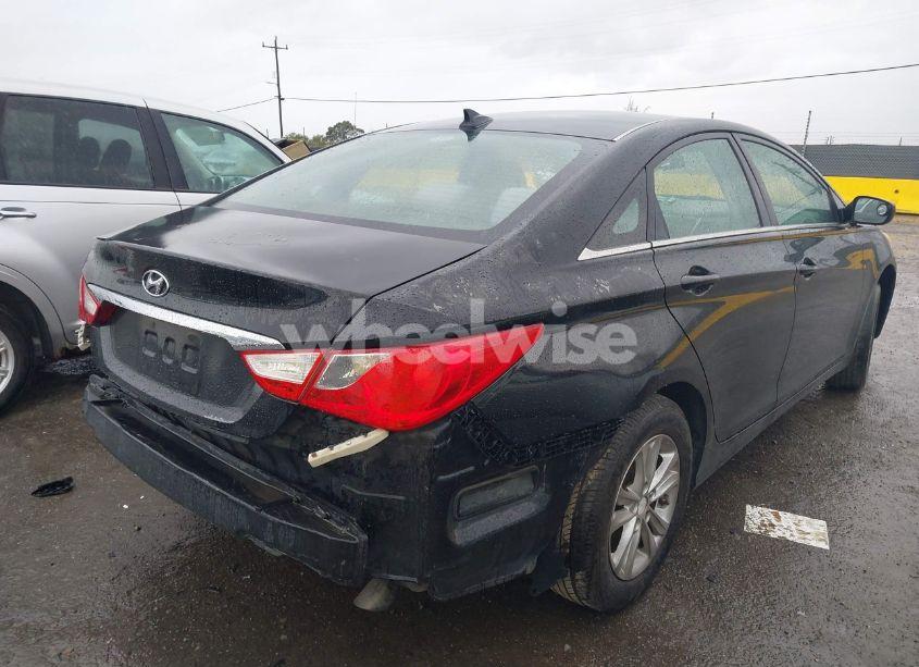 Photo 4 of 2013 Hyundai Sonata GLS (VIN 5NPEB4AC2DH543942)