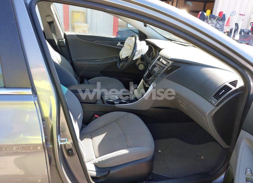 Photo 5 of 2013 Hyundai Sonata GLS (VIN 5NPEB4AC2DH553080)