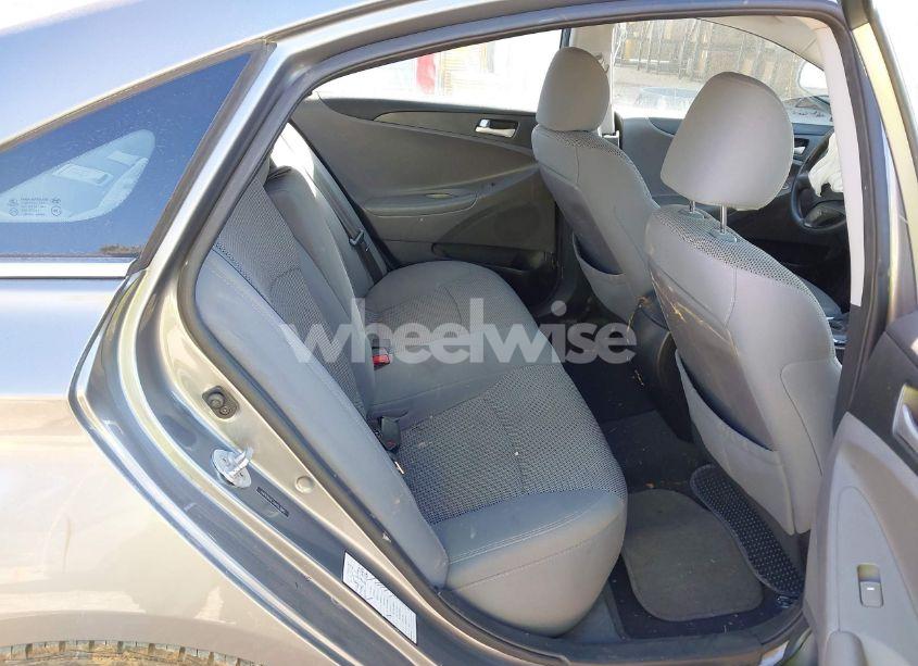 Photo 8 of 2013 Hyundai Sonata GLS (VIN 5NPEB4AC2DH553080)