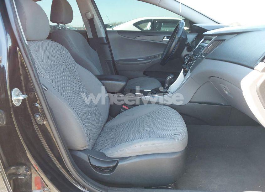 Photo 5 of 2013 Hyundai Sonata GLS (VIN 5NPEB4AC2DH562104)