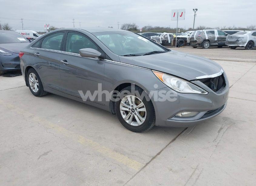 2013 Hyundai Sonata GLS (VIN 5NPEB4AC2DH569456) main photo