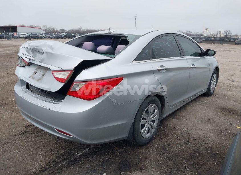 Photo 4 of 2013 Hyundai Sonata GLS (VIN 5NPEB4AC2DH574978)