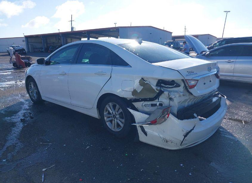 Photo 3 of 2013 Hyundai Sonata GLS (VIN 5NPEB4AC2DH585897)