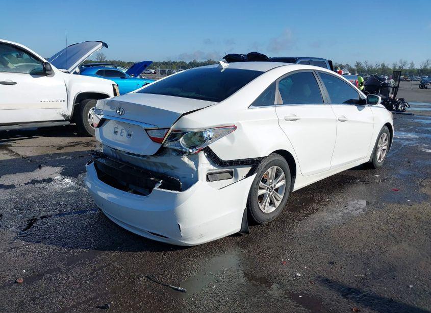 Photo 4 of 2013 Hyundai Sonata GLS (VIN 5NPEB4AC2DH585897)