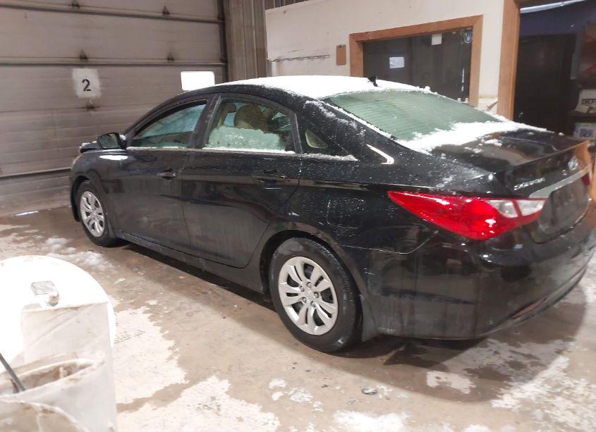 Photo 3 of 2013 Hyundai Sonata GLS (VIN 5NPEB4AC2DH592526)