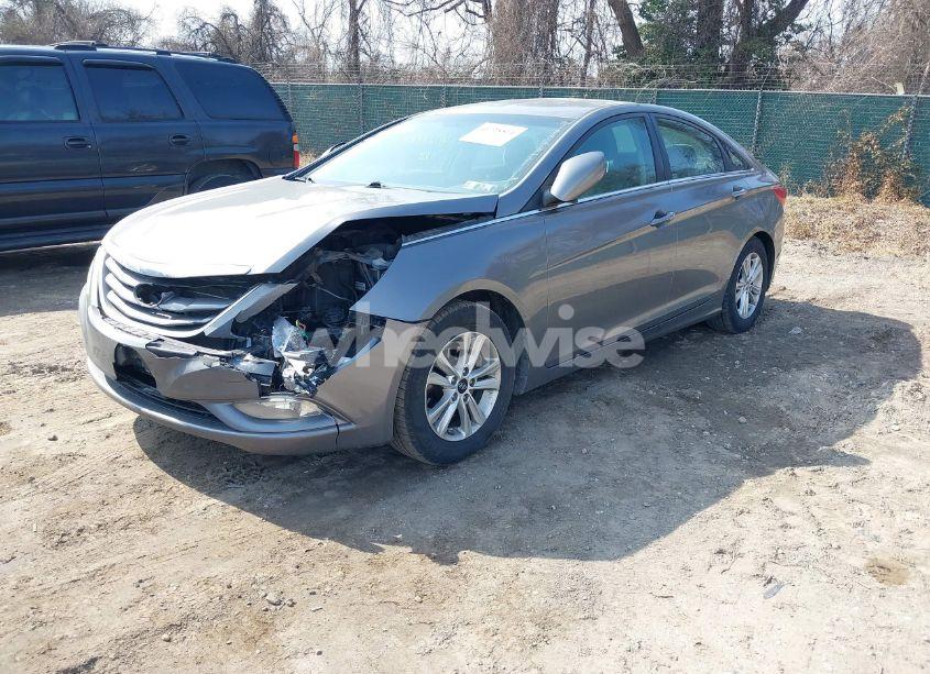 Photo 2 of 2013 Hyundai Sonata GLS (VIN 5NPEB4AC2DH608949)