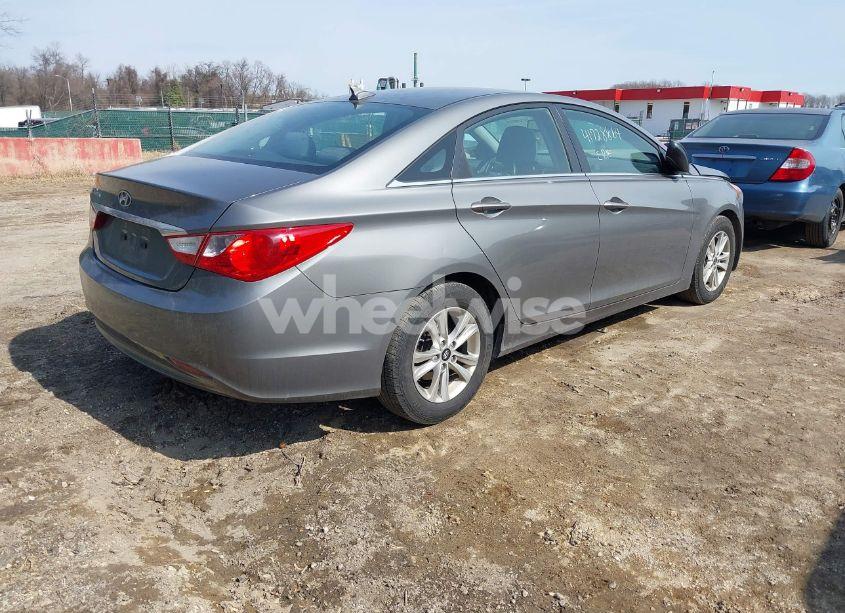 Photo 4 of 2013 Hyundai Sonata GLS (VIN 5NPEB4AC2DH608949)