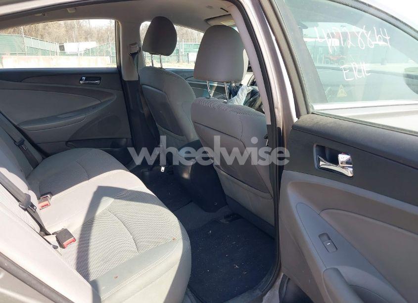 Photo 8 of 2013 Hyundai Sonata GLS (VIN 5NPEB4AC2DH608949)