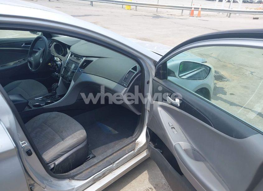 Photo 5 of 2013 Hyundai Sonata GLS (VIN 5NPEB4AC2DH629008)