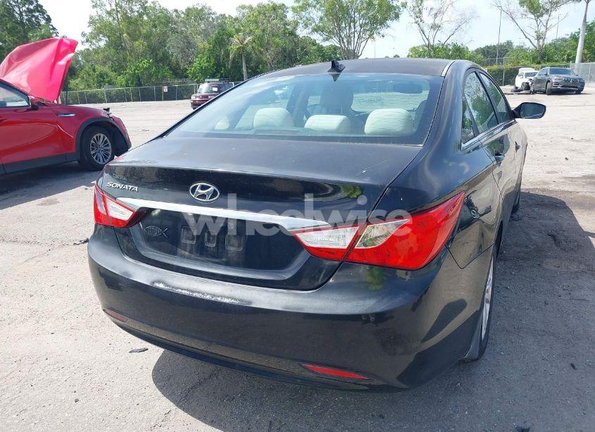 Photo 4 of 2013 Hyundai Sonata GLS (VIN 5NPEB4AC2DH645175)