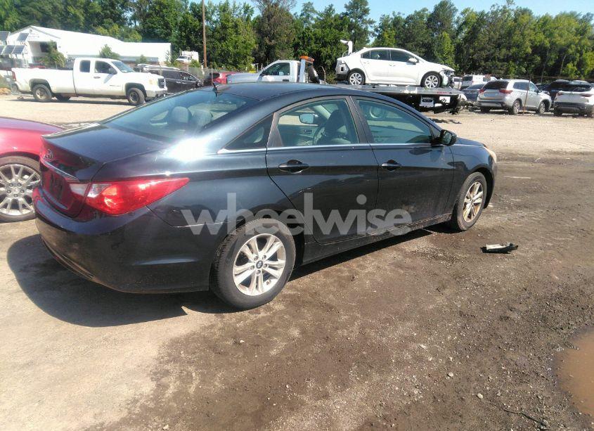 Photo 4 of 2013 Hyundai Sonata GLS (VIN 5NPEB4AC2DH648531)