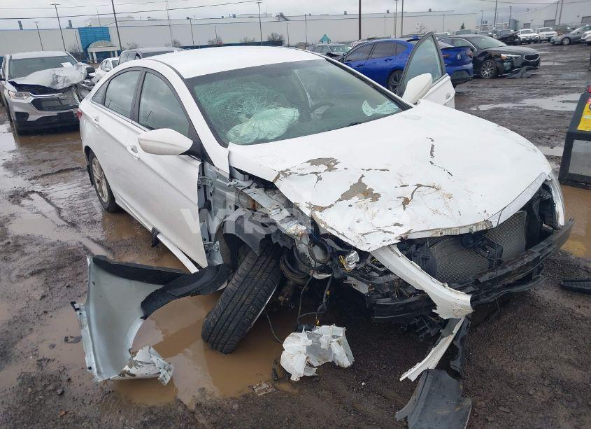 Photo 11 of 2013 Hyundai Sonata GLS (VIN 5NPEB4AC2DH655401)