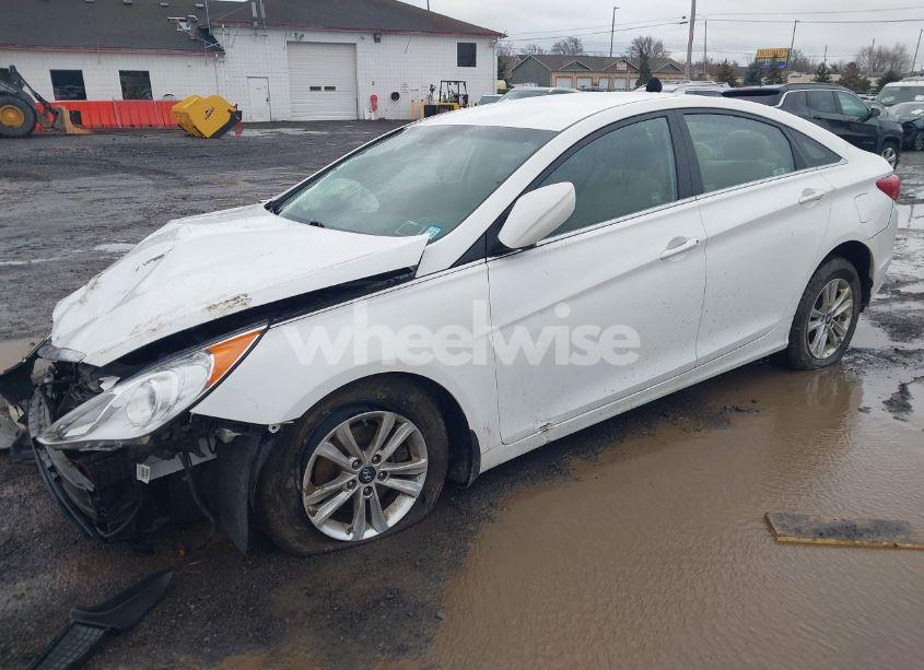 Photo 12 of 2013 Hyundai Sonata GLS (VIN 5NPEB4AC2DH655401)
