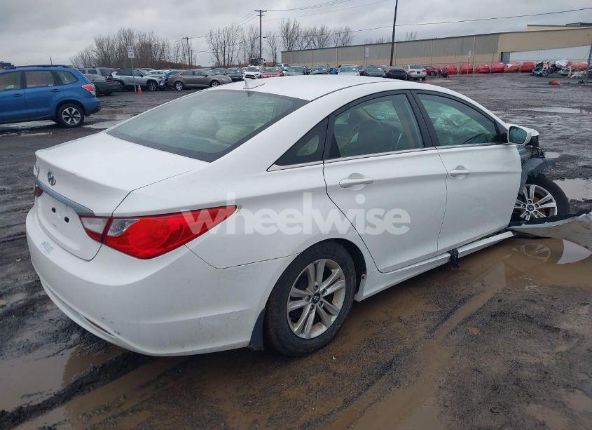 Photo 4 of 2013 Hyundai Sonata GLS (VIN 5NPEB4AC2DH655401)