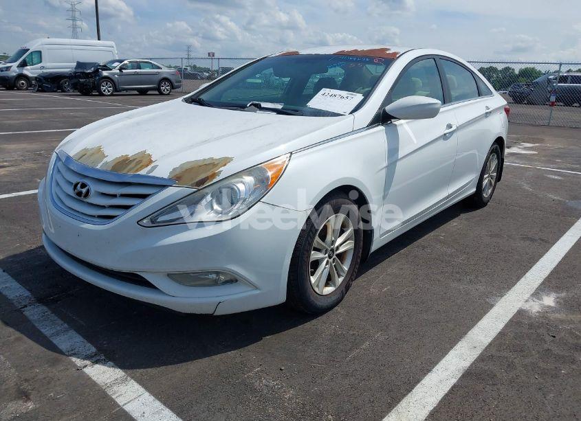 Photo 2 of 2013 Hyundai Sonata GLS (VIN 5NPEB4AC2DH674482)