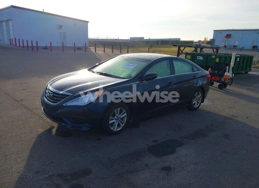 Photo 2 of 2013 Hyundai Sonata GLS (VIN 5NPEB4AC2DH684008)