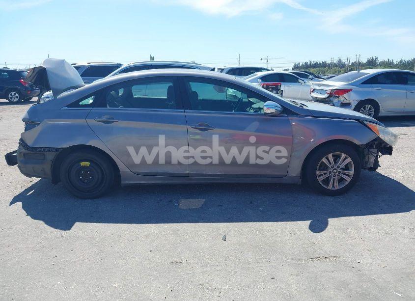 Photo 13 of 2013 Hyundai Sonata GLS (VIN 5NPEB4AC2DH693758)