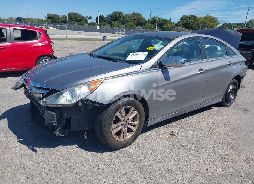 Photo 2 of 2013 Hyundai Sonata GLS (VIN 5NPEB4AC2DH693758)