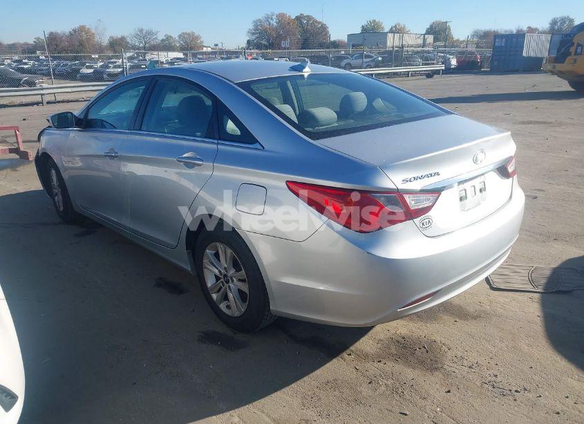 Photo 3 of 2013 Hyundai Sonata GLS (VIN 5NPEB4AC2DH695042)