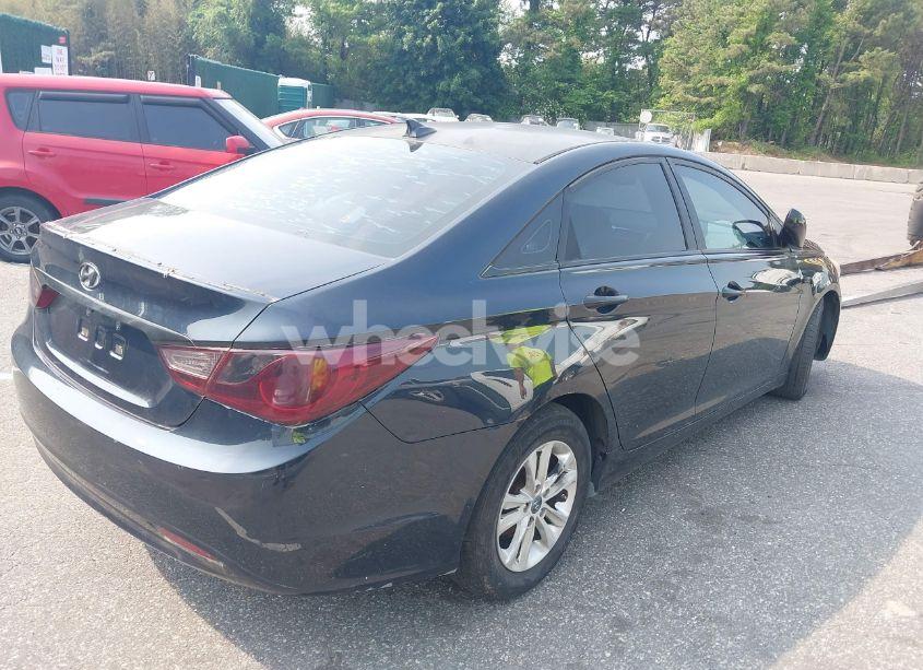 Photo 4 of 2013 Hyundai Sonata GLS (VIN 5NPEB4AC2DH699687)