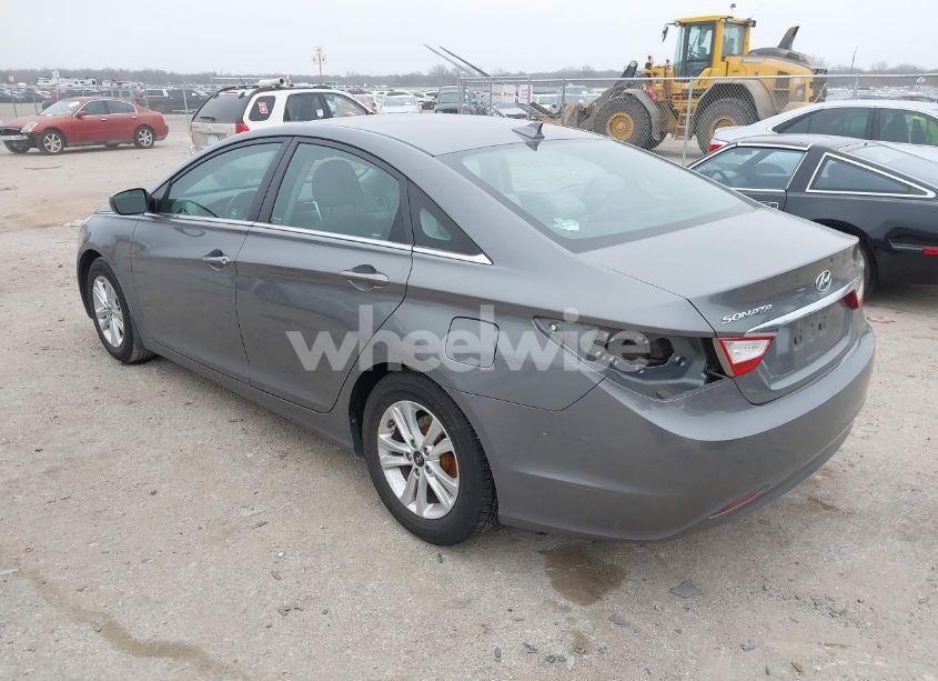 Photo 3 of 2013 Hyundai Sonata GLS (VIN 5NPEB4AC2DH710204)