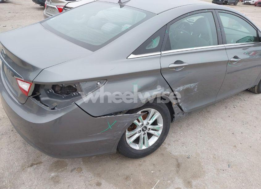 Photo 6 of 2013 Hyundai Sonata GLS (VIN 5NPEB4AC2DH710204)