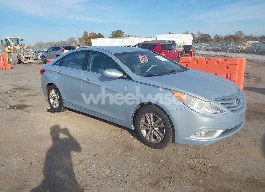 2013 Hyundai Sonata GLS (VIN 5NPEB4AC2DH712082) main photo