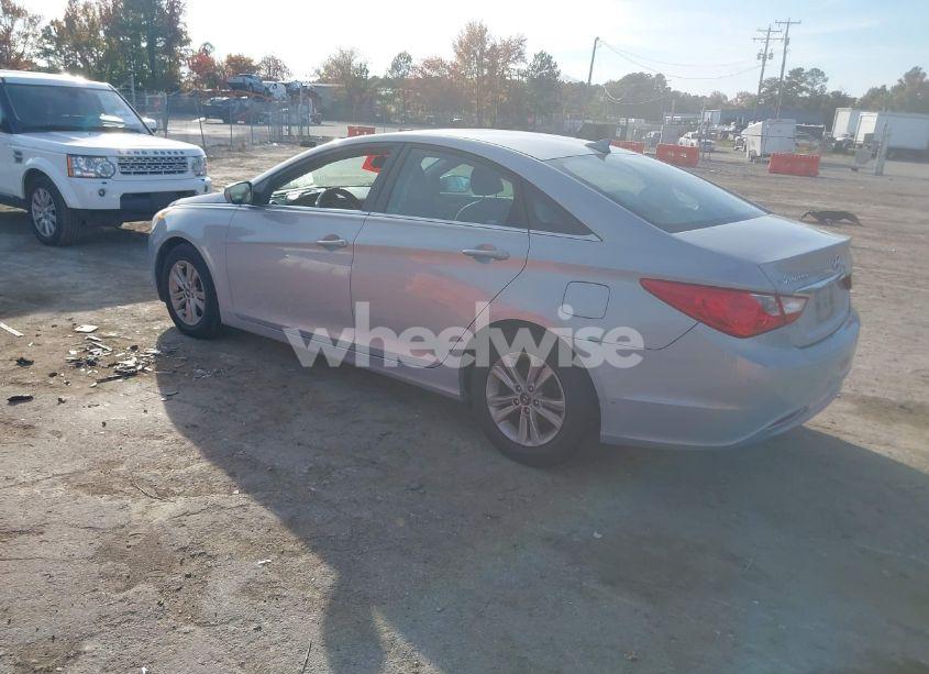 Photo 3 of 2013 Hyundai Sonata GLS (VIN 5NPEB4AC2DH712082)