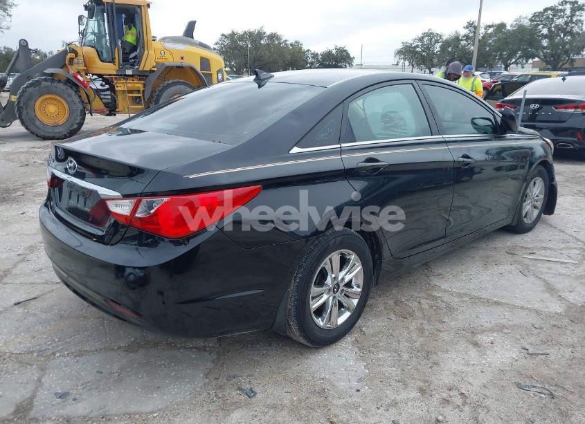 Photo 4 of 2013 Hyundai Sonata GLS (VIN 5NPEB4AC2DH726712)