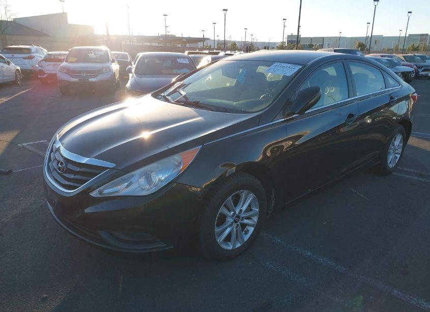 Photo 2 of 2013 Hyundai Sonata GLS (VIN 5NPEB4AC2DH736088)
